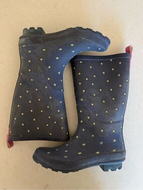 Target Kids Navy Rain Boots with Star Print and Pink Pull Tabs